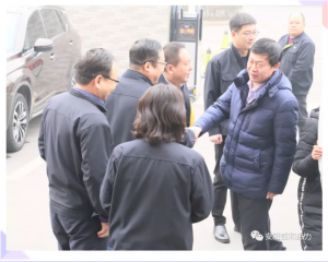 市政協(xié)副主席、住建局黨組書(shū)記、局長(zhǎng)侯津琪到益和熱力公司走訪慰問(wèn)一線職工